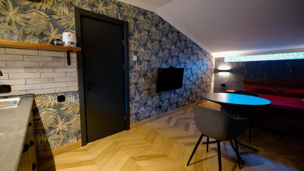 Anbani Apartments - City Center Тбилиси Экстерьер фото